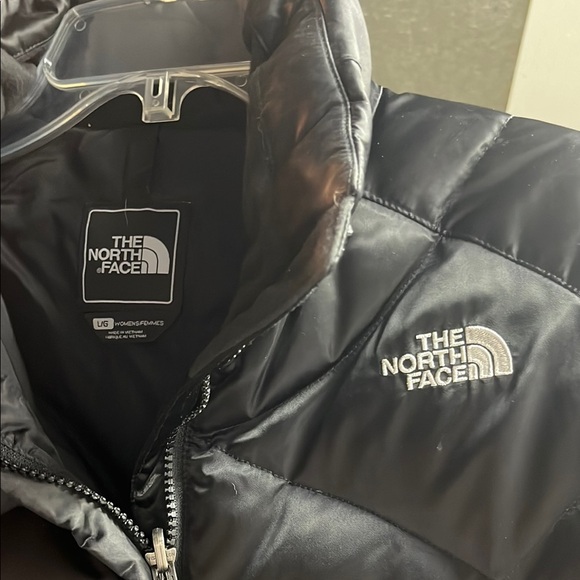 The North Face Puffer Jacket - Picture 2 of 3